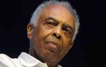 Gilberto Gil pede ajuda para as vítimas das enchentes na Bahia