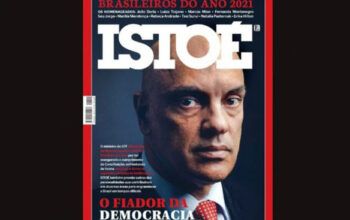 IstoÉ escolhe Alexandre de Moraes como brasileiro do ano e revolta bolsonaristas