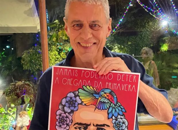Mário Frias diz que Chico Buarque é “desconectado da realidade” e apanha nas redes