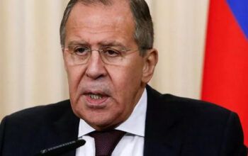 OTAN está transformando Ucrânia em campo de operações militares contra Rússia, diz Lavrov