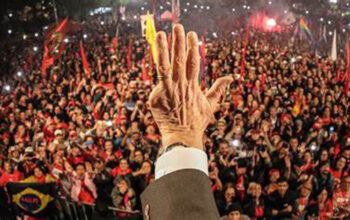 Pesquisa Exame/Ideia diz que Lula lidera corrida eleitoral e venceria qualquer adversário