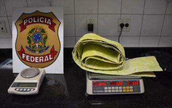 Polícia Federal prende ucraniano com 2kg de cocaína em aeroporto