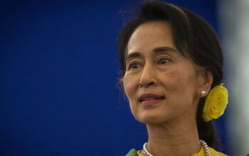 Tribunal de Mianmar condena Suu Kyi a quatro anos de prisão