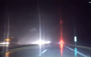 Vídeos mostram os tornados e devastação em cidades dos EUA