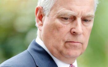 Acusado de crime sexual, príncipe Andrew renuncia a títulos militares