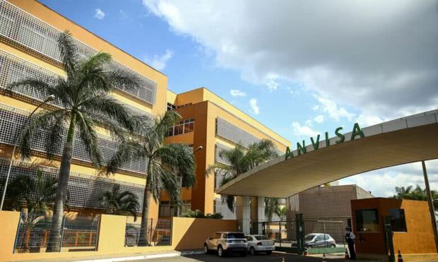 Após aprovação de Coronavac para crianças, Anvisa recebe novas ameaças