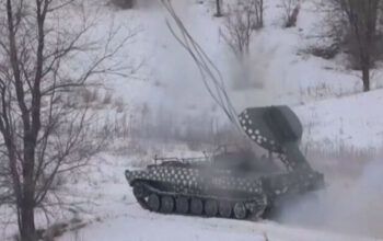 Após EUA, Reino Unido começa retirada dos funcionários da embaixada da Ucrânia