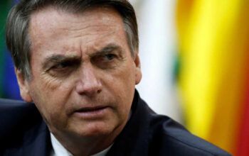 Bolsonaro diz que inquérito que divulgou não era sigiloso e que "Justiça começa a agir como partido político" (vídeo)