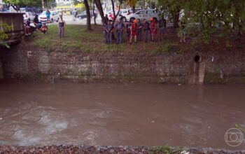 Bombeiros encontram corpo de menino desaparecido na véspera do Ano Novo