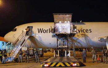 Chega ao Brasil o 1º lote da vacina da Pfizer para crianças de 5 a 11 anos