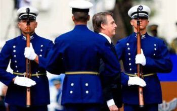 Covid: 36 mil militares da FAB e do Exército não se vacinaram