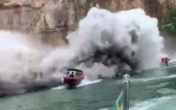 Desabamento de pedras atinge lanchas de turistas e causa morte em Capitólio, MG