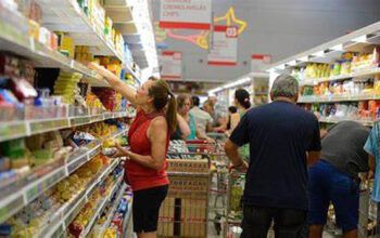 Disparada de preços - Inflação fecha 2021 em 10,06%, maior alta em 6 anos