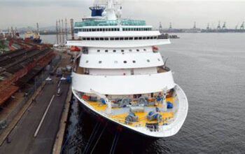 Empresas suspendem cruzeiros no Brasil após surto de Covid em navios