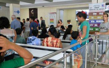 Filas nos hospitais e UTIs mais cheias: saúde caminha para colapso