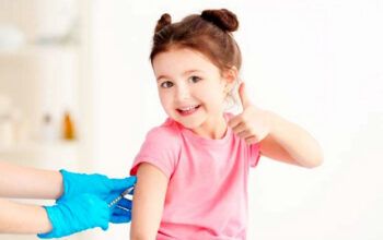 Governo desiste de exigir receita para vacinar crianças contra a Covid