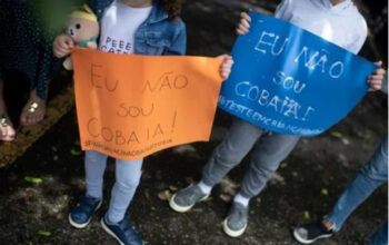 Grupo protesta contra vacinação infantil: “Eu não sou cobaia”