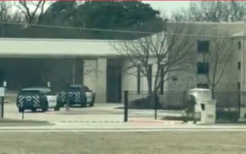 Homem faz reféns em sinagoga no Texas e FBI tenta negociar