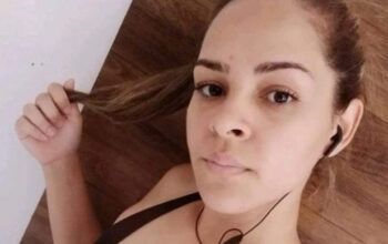 Jovem é morta pelo namorado à facada e tem corpo encontrado pelo pai