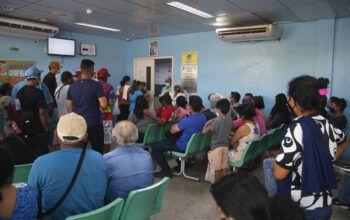 Manaus vive explosão de Covid um ano após colapso do sistema de saúde, diz a Folha