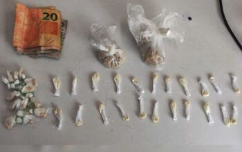 No Iranduba dupla é presa por envolvimento com o tráfico de drogas