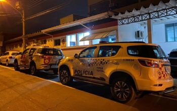 Recém-nascido morre após ser atacado por pitbull enquanto dormia em casa