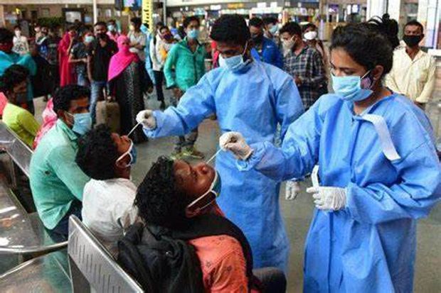 Recorde na pandemia: país registra 204 mil casos de Covid em 24 horas