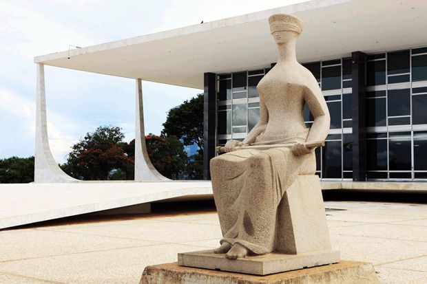 STF pressiona Aras a dar andamento às investigações contra Bolsonaro e aliados
