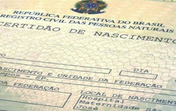 Avó entra na Justiça para mudar nome do neto registrado como 'Lúcifer'