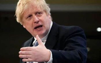 Boris Johnson: Rússia planeja “a maior guerra na Europa desde 1945”