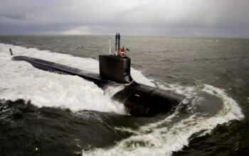 Especialista militar explica como navio russo 'expulsou' submarino dos EUA das águas territoriais