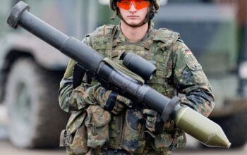 França anuncia que enviará mais equipamentos militares à Ucrânia