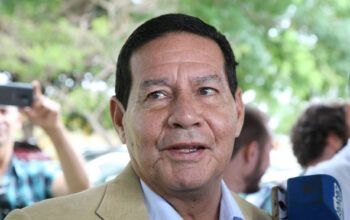 Mourão sobre Braga Netto vice de Bolsonaro: “Extremamente capacitado”