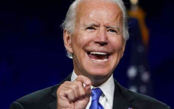 Para barrar crise na Ucrânia, Biden ameaça Putin com “sanções severas”