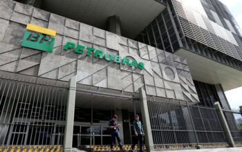 Petrobras recebeu ao menos uma multa por dia pelo Ibama em 2021