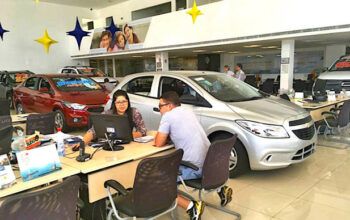 Vendas de veículos despencam 38,5% em janeiro