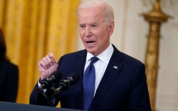Biden volta a falar de sanções contra a Rússia, com petróleo e gás