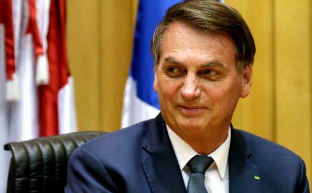 Bolsonaro define ministros que vão sair para disputar eleição; veja lista