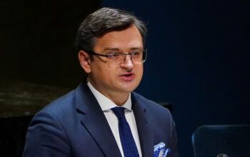 Chanceler da Ucrânia pede mais sanções contra a Rússia