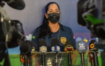 Mãe é presa por agressão à filha de 12 anos; vítima denuncia padrasto por estupro em Manaus