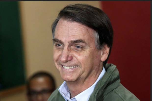 Mais da metade dos brasileiros não confia em Bolsonaro, diz Datafolha