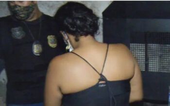 Mulher é presa por matar filho de 7 anos asfixiado na frente dos irmãos