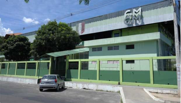 Policial é preso após atirar em pai de aluno do Colégio Militar