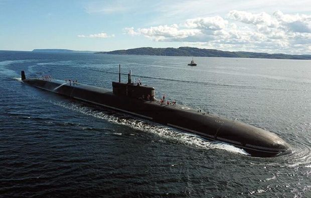 Rússia inicia exercícios com submarinos nucleares e lança-mísseis