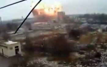 Vídeo: bombardeio atinge cervejaria e deixa um civil morto em Kiev
