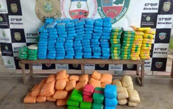 Em Alvarães são apreendidos mais de 400kg cocaína; a droga foi levada para Tefé