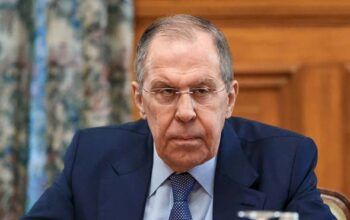 Fim de sanções contra Rússia é parte de negociações de paz com Ucrânia