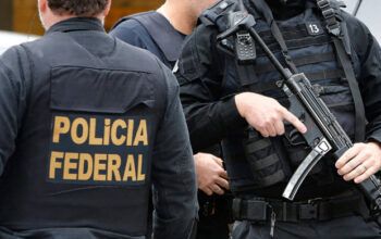 Insatisfeitos com Bolsonaro, delegados da PF pedem a renúncia do ministro da Justiça e anunciam paralisações