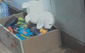 Pistoleiros invadem casa no Japiim e deixam dois baleados