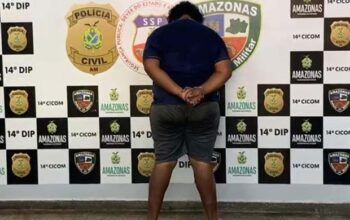 "Bozo" é preso com 300 pinos de cocaína e oxi na zona leste de Manaus